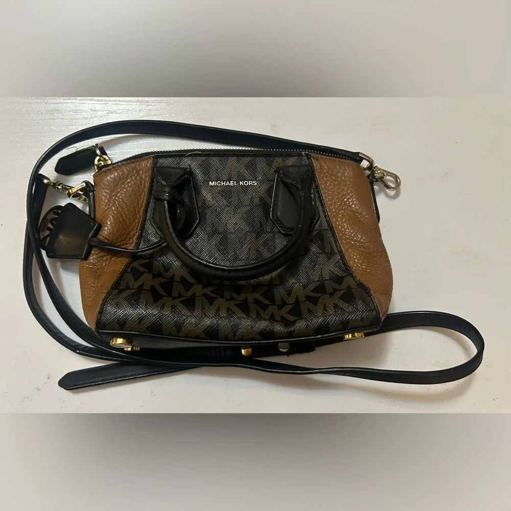 Michael Kors Black & Brown Logo Leather Ciara Satchel Crossbody
Handbag Purse